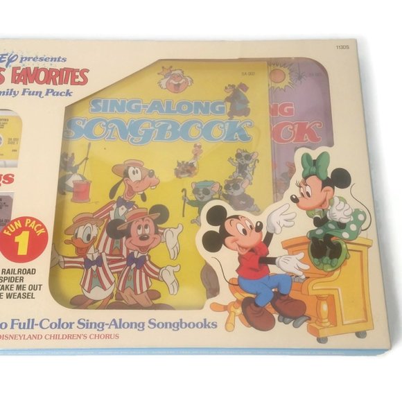 Disney’s Read Along Cassettes & Books Sing Along Songs Family Fun Pack #1 Vtg - Picture 5 of 8